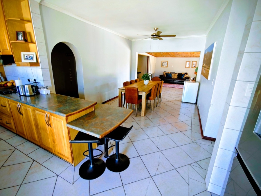 5 Bedroom Property for Sale in Paarl North Western Cape